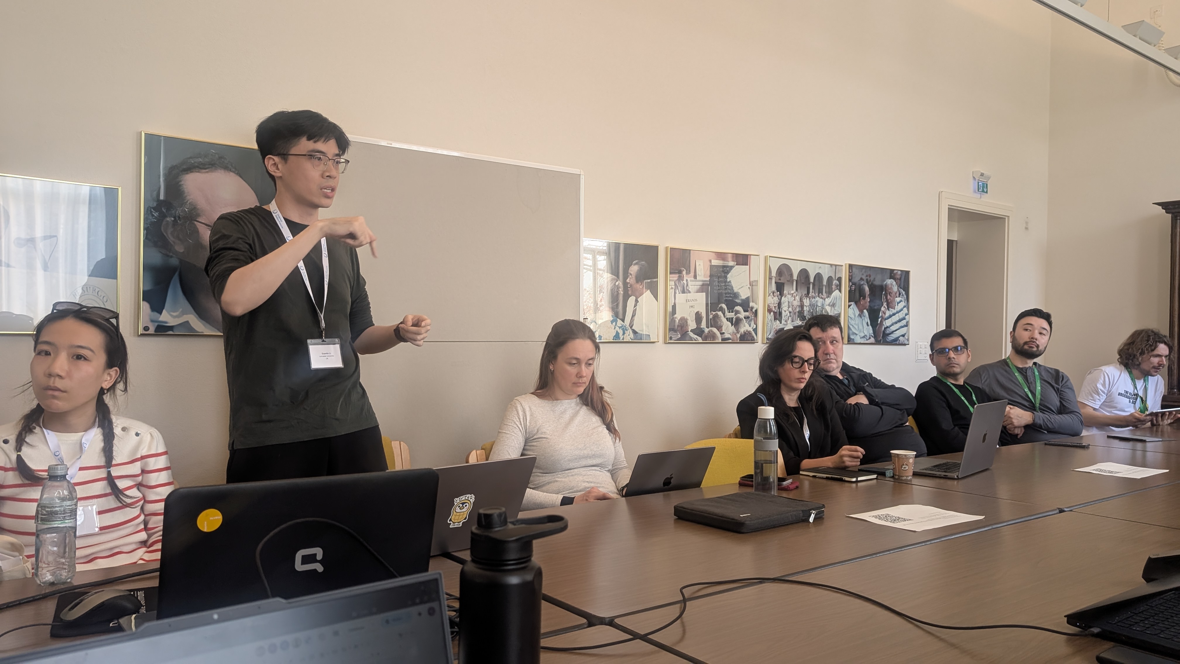 Presenting research on neck strain in VR/HMD use
